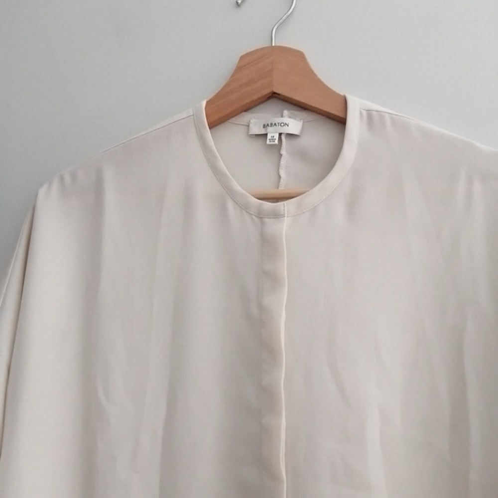 Aritzia Babaton Howard Tunic Short Sleeve Crepe Fabric Button Up Oversized XS - Picture 5 of 14